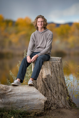 Dynamic Senior Portraits by Vanessa Houk Photography