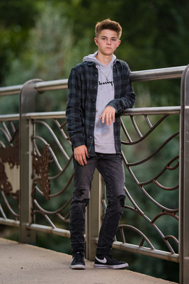Dynamic Senior Portraits by Vanessa Houk Photography