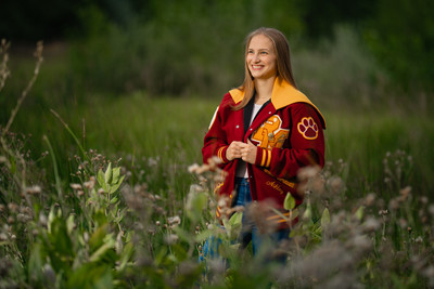 Dynamic Senior Portraits by Vanessa Houk Photography