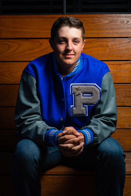 Dynamic Senior Portraits by Vanessa Houk Photography